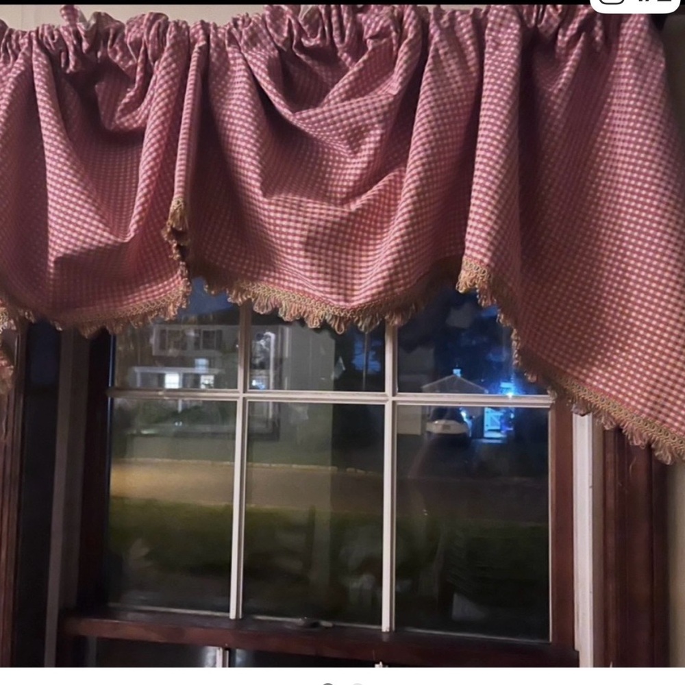 Charming Checkered Valance with Fringe